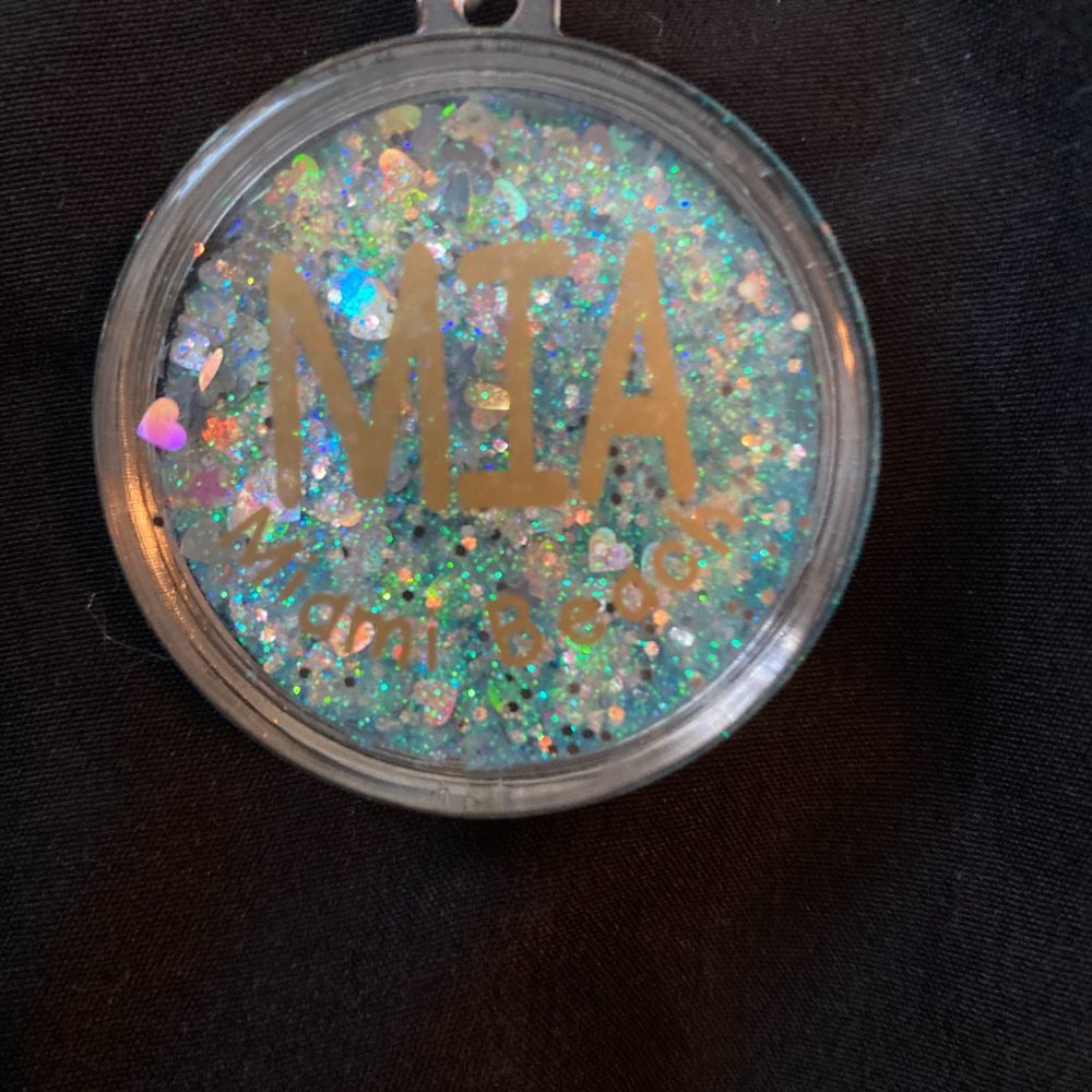 Robin Ruth GLITTER KEYCHAIN- MIAMI - Picture 7 of 7